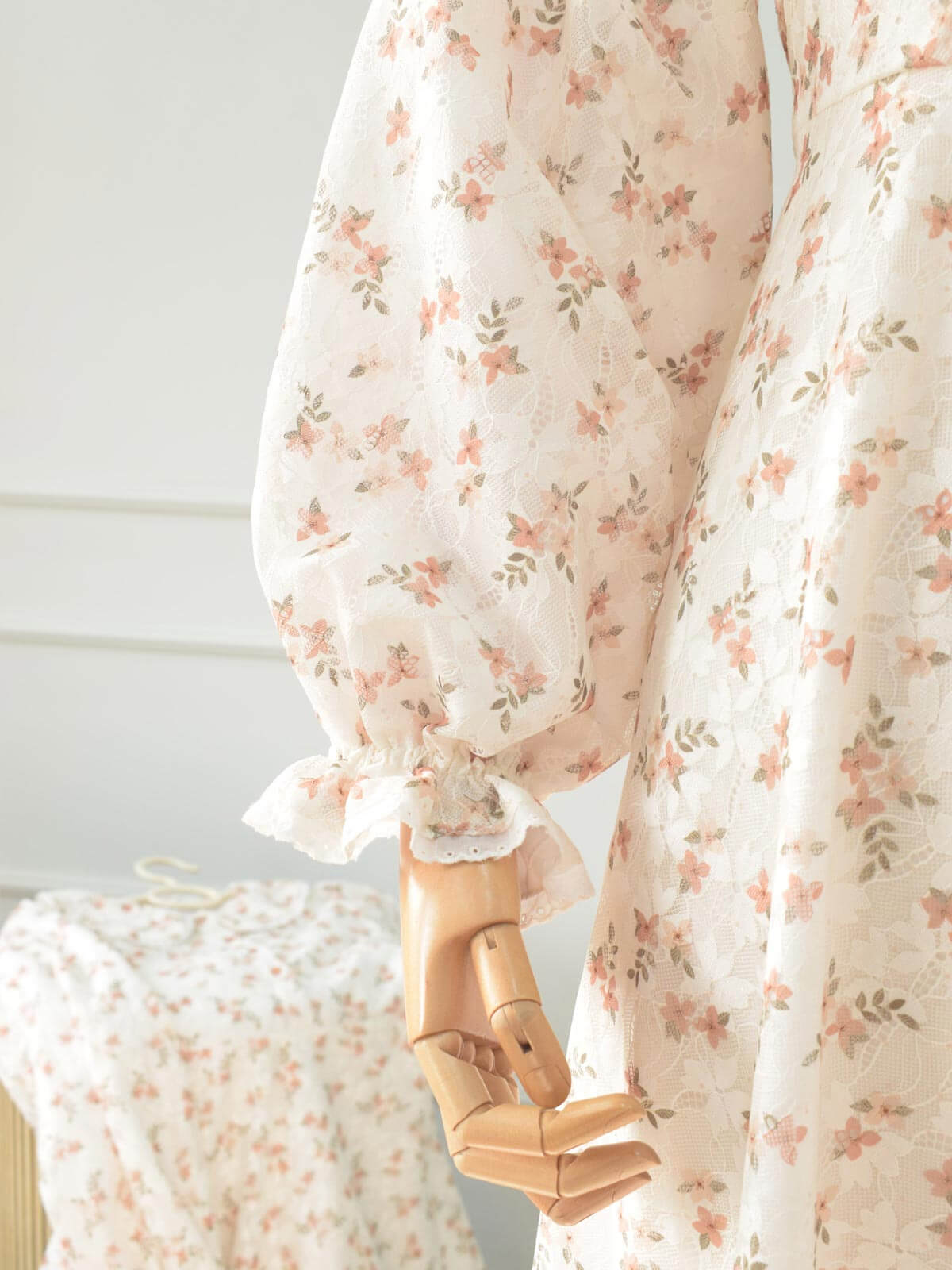 MUSTARD BLOSSOM - VINTAGE COTTAGECORE FLORAL MESH DRESS ROBES MUSTARD BLOSSOM - VINTAGE COTTAGECORE FLORAL MESH DRESS ROBES