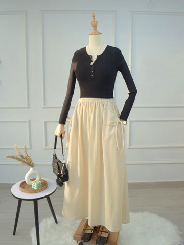 DAZY - BEIGE FLARED SKIRT WITH BOW POCKETS