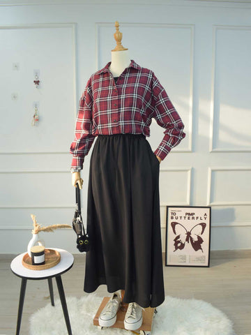 NYRA - BLACK MODEST A-LINE FLOWY SKIRT