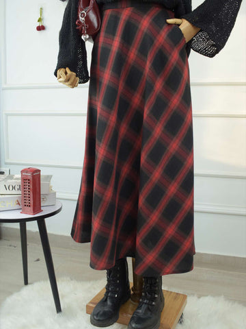 BLACK SCARLET - RED & BLACK CHECKERED SKIRT