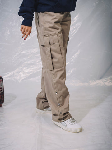 Y2K BEIGE BUTTONED POCKET PATCH CARGO