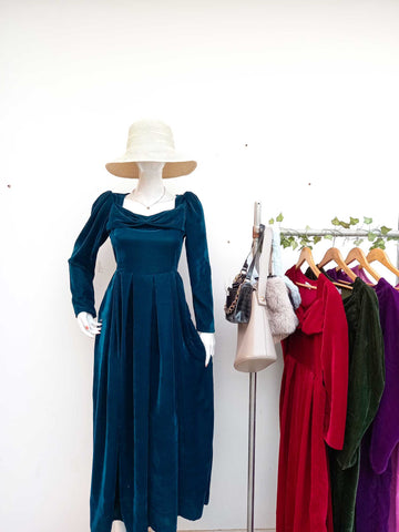 TEAL VELVET MAXI - ROBES